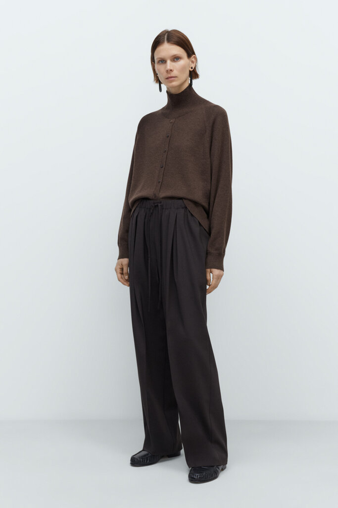 Cordera Pleated Relaxed Pants