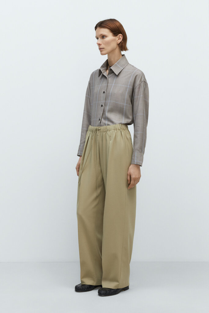 Cordera Pleated Relaxed Pants