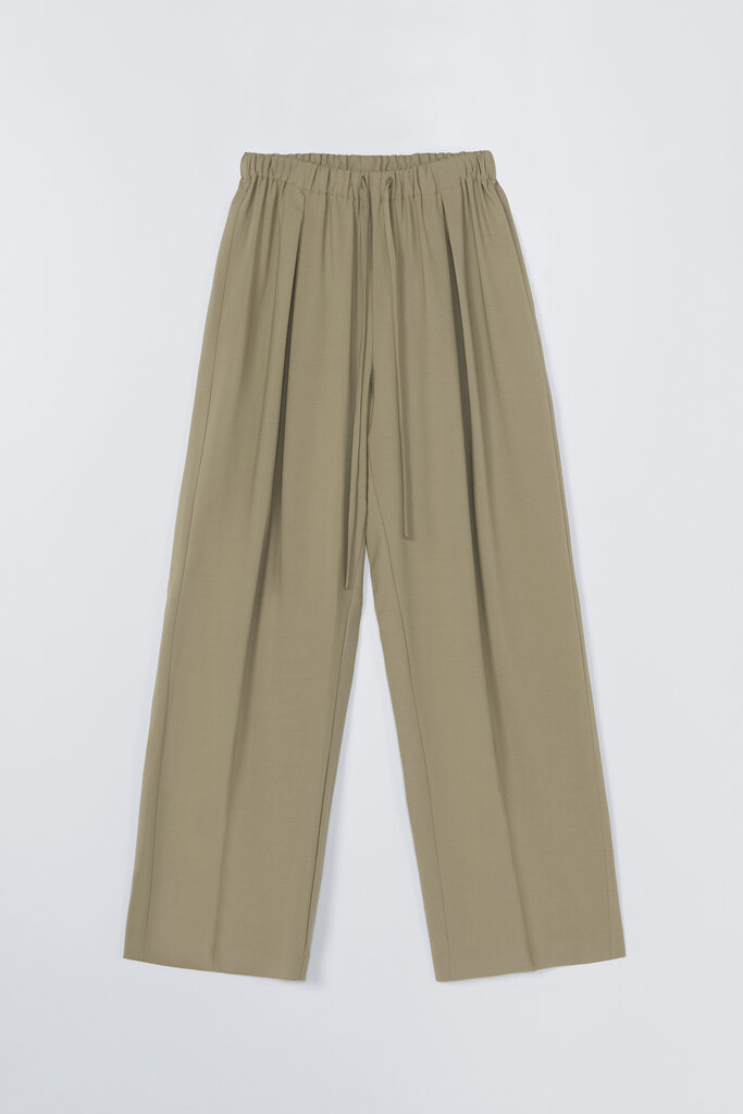 Cordera Pleated Relaxed Pants
