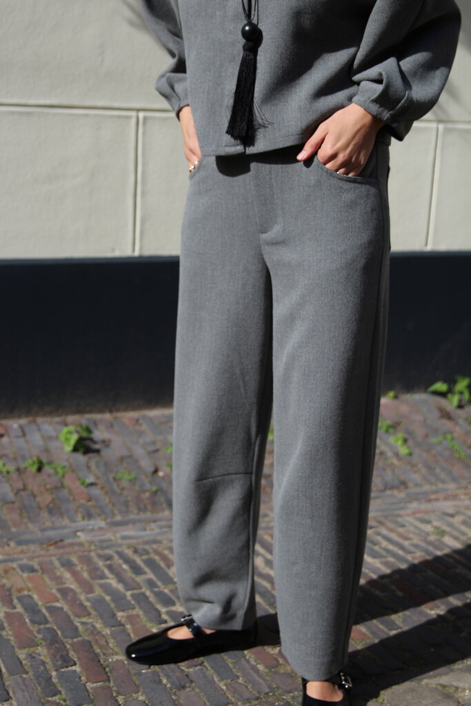 Ruby Tuesday Pieke Barrel Pants