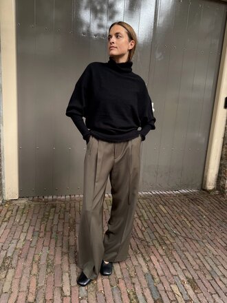 By Malene Birger Magosa Sweater