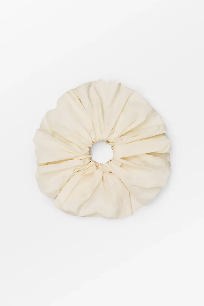 Skall Studio Big Scrunchie Ivory