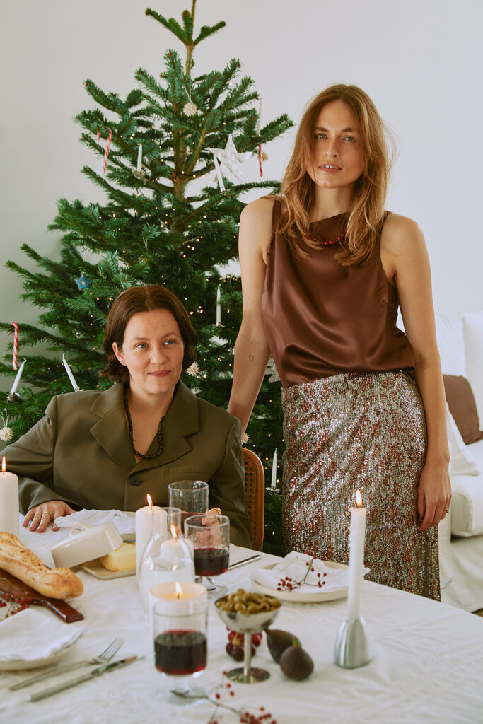 Selected Felina Twist Top