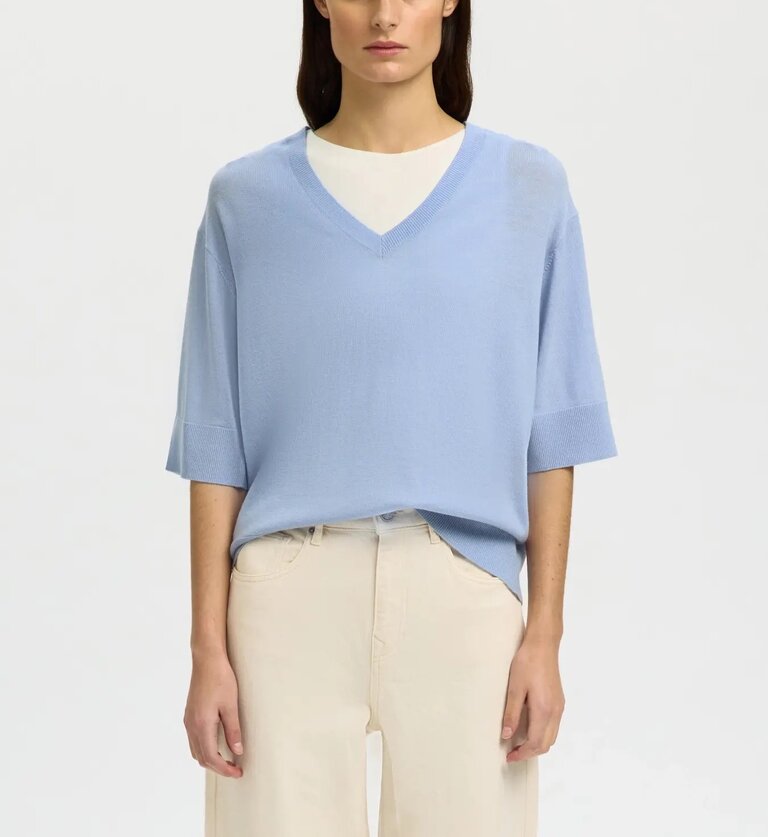 Selected Thea Knit