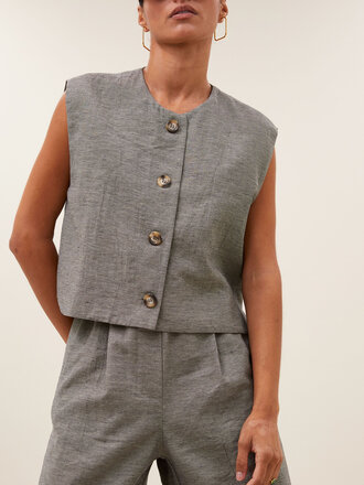 By Bar Nori Gilet