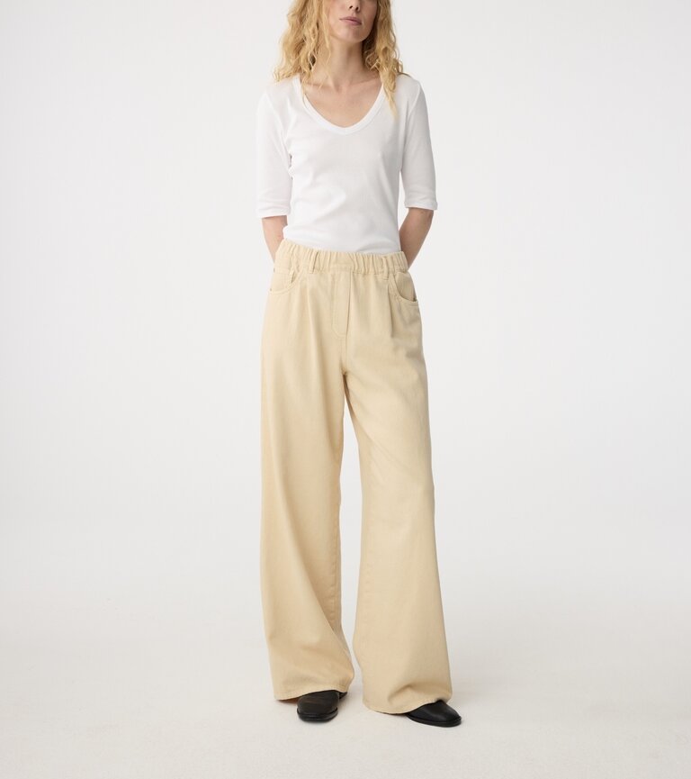 Knit-ted Twiggy Pants