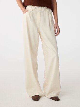 Knit-ted Twiggy Pants