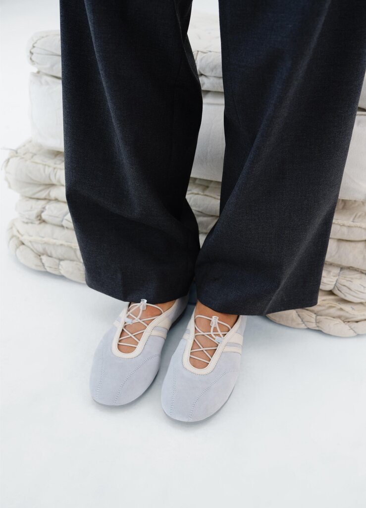 Vagabond Hollie Ballerina