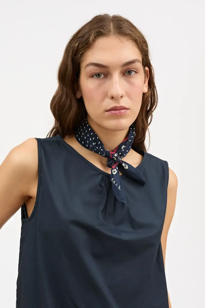Skall Studio Juniper Scarf Navy/Red/Ecru