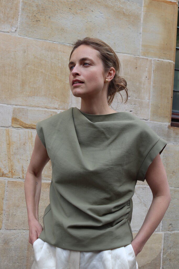 Rabens saloner Jinda Top