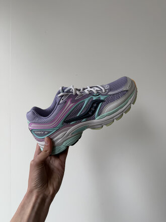 Saucony Progrid Omni 9