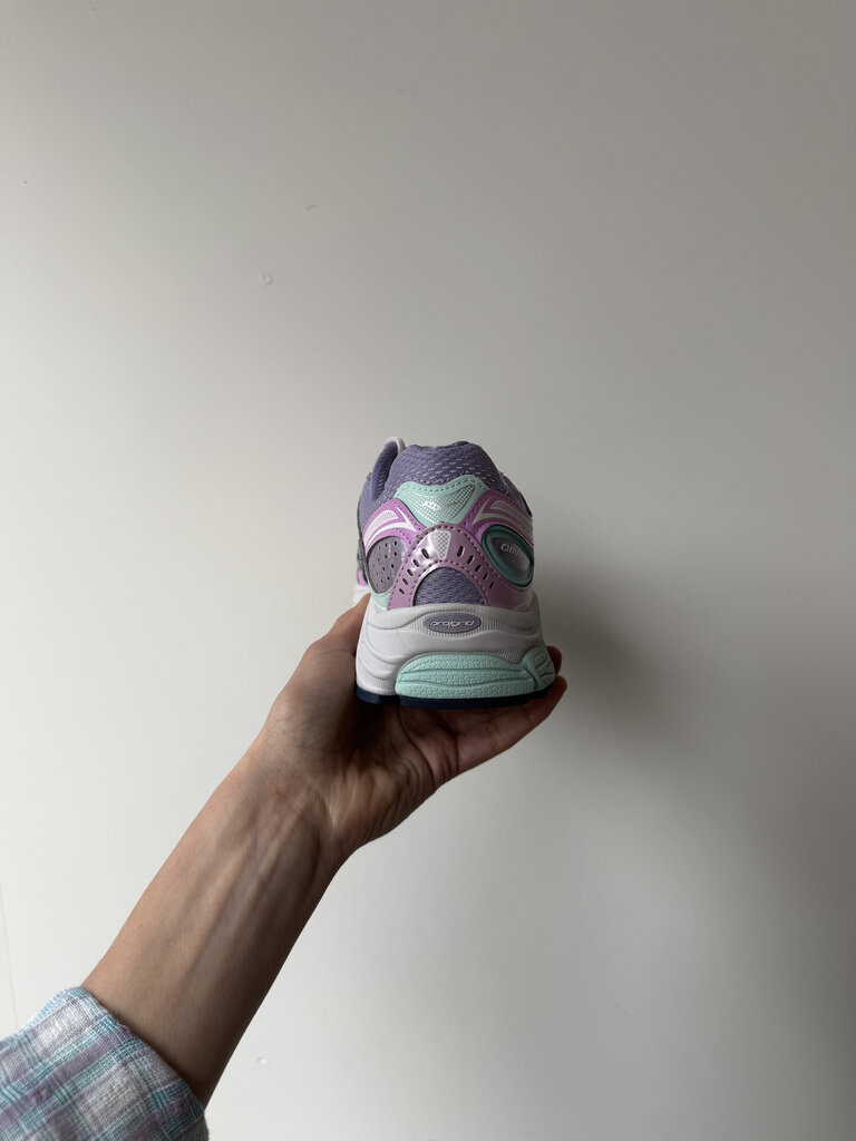 Saucony Progrid Omni 9