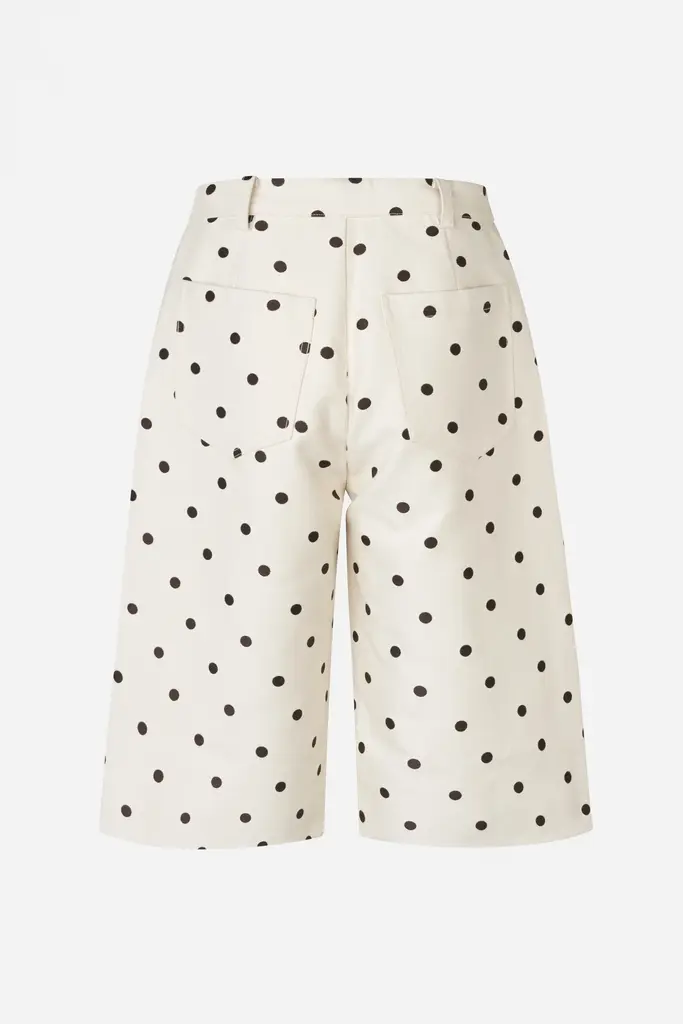 Baum und Pferdgarten Nianne Short