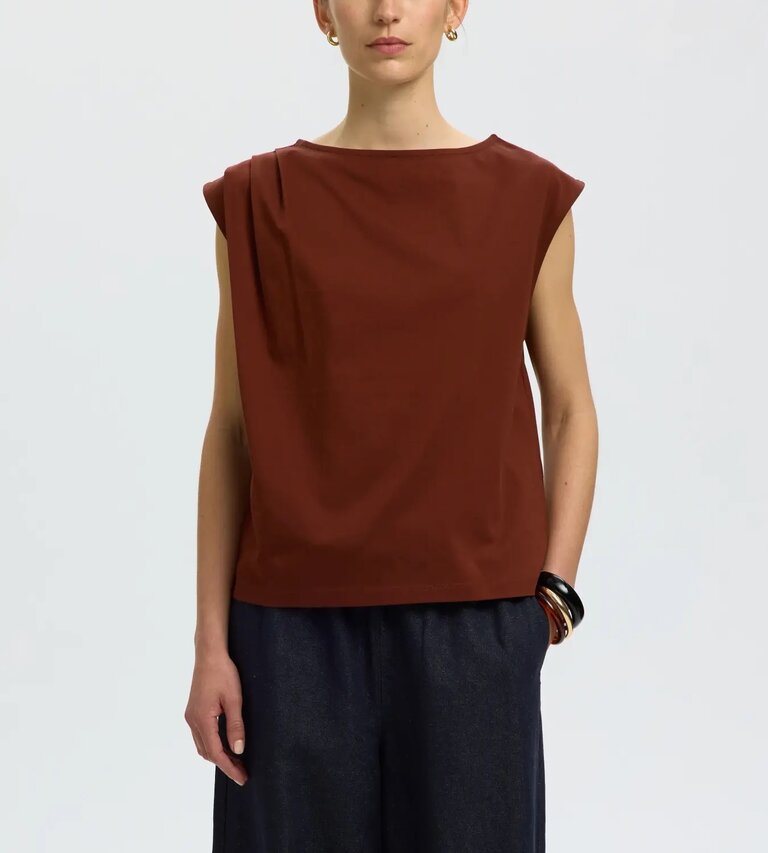 Selected Calli Top