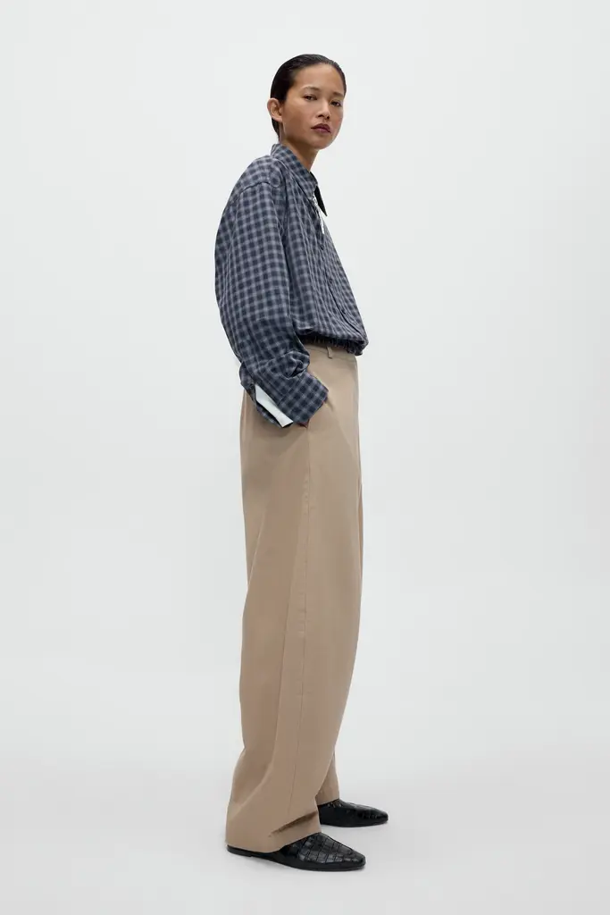 Cordera Cotton Curved Pants