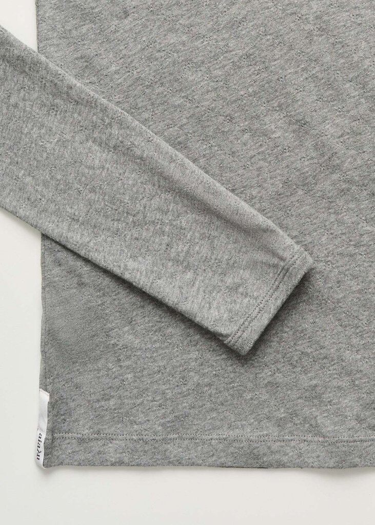 Aiayu Messhu Long Sleeve