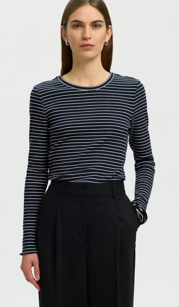 Selected Anna Crew Neck Tee