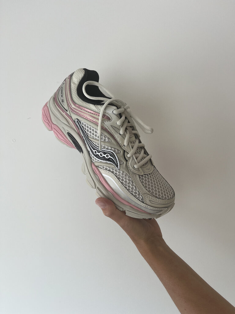 Saucony Progrid Omni 9