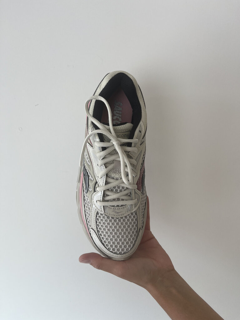 Saucony Progrid Omni 9