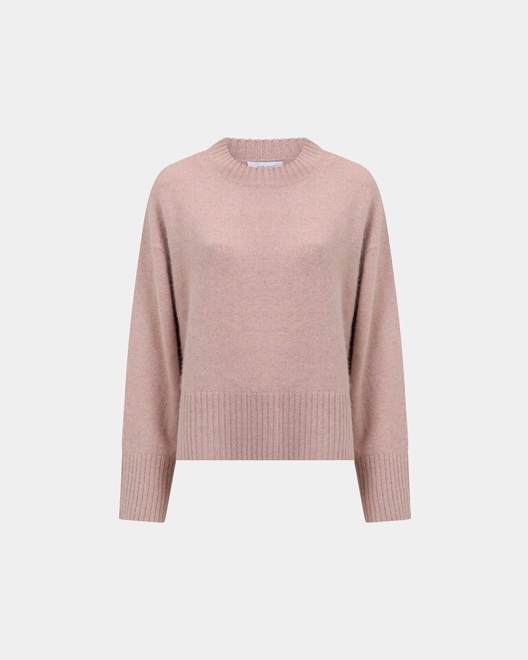 Knit-ted Wolf Pullover