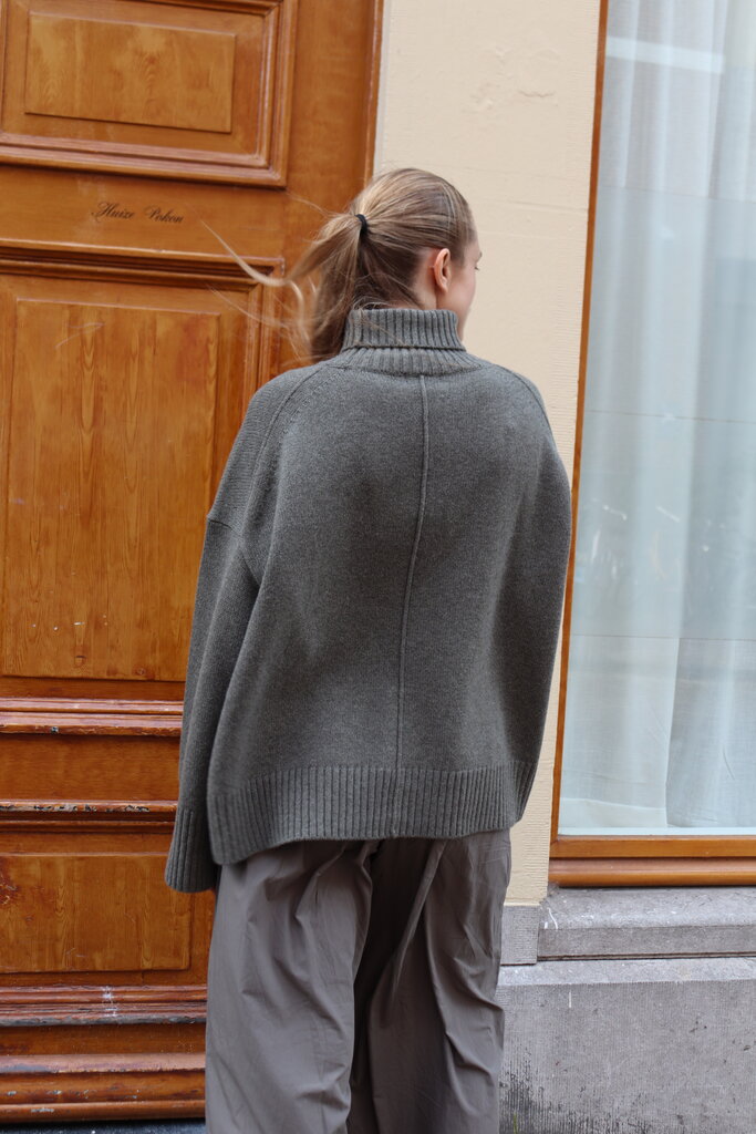 Soeur William Sweater