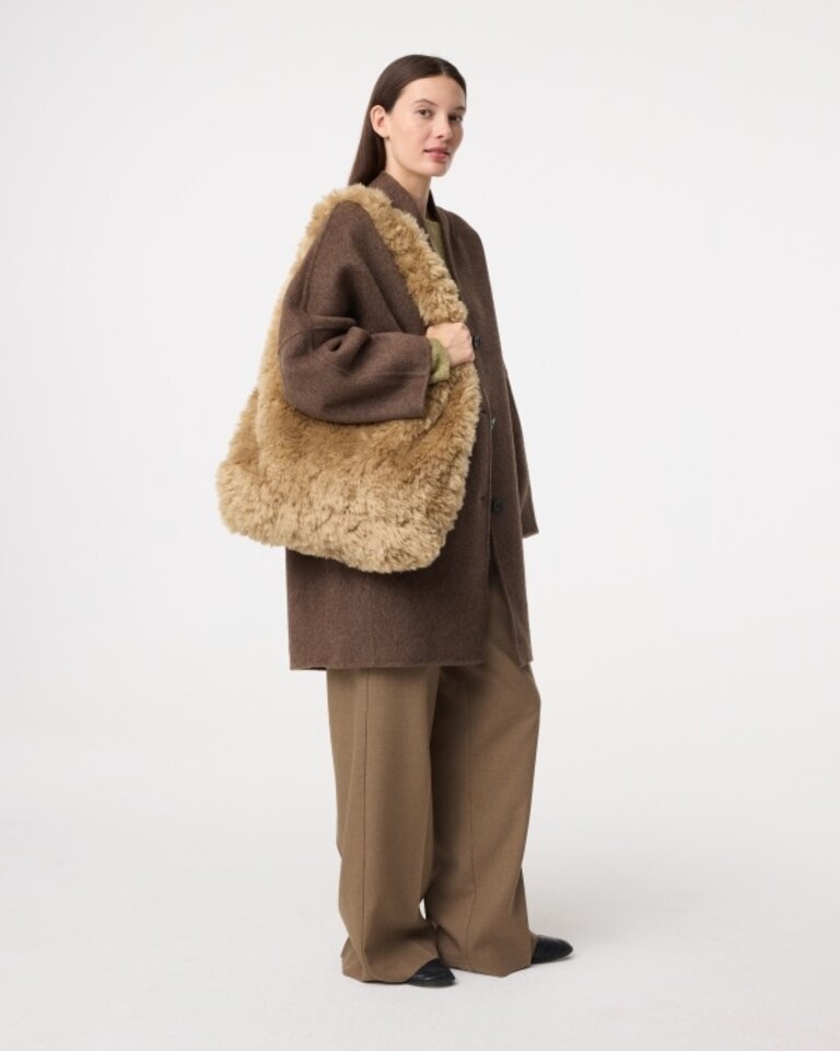 Knit-ted Furry Bag Hazel