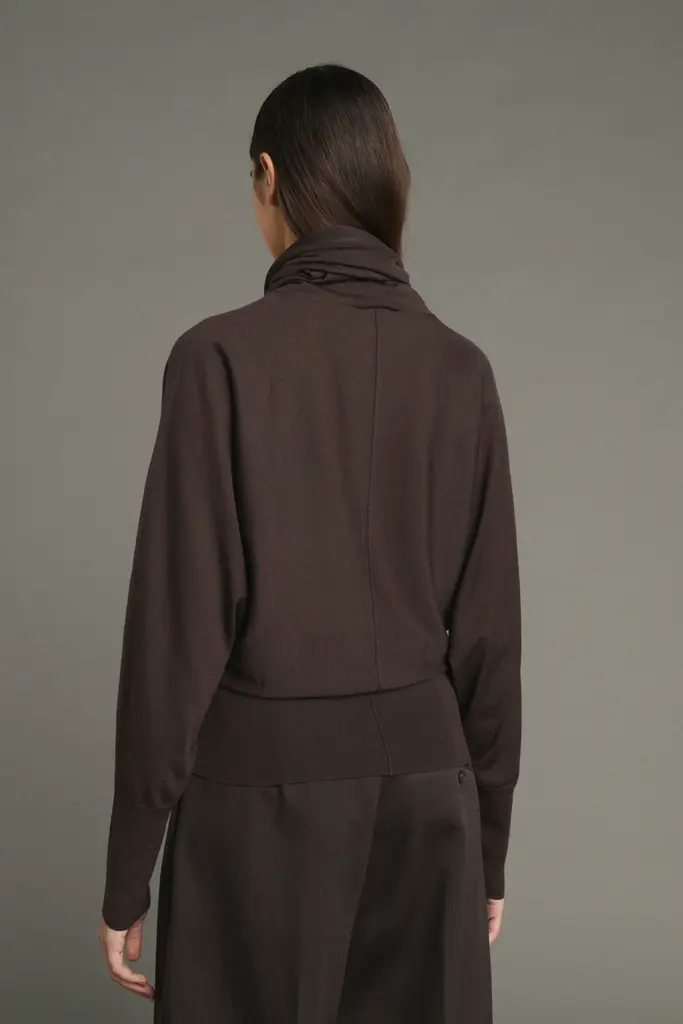 Soeur Lindsay Pullover