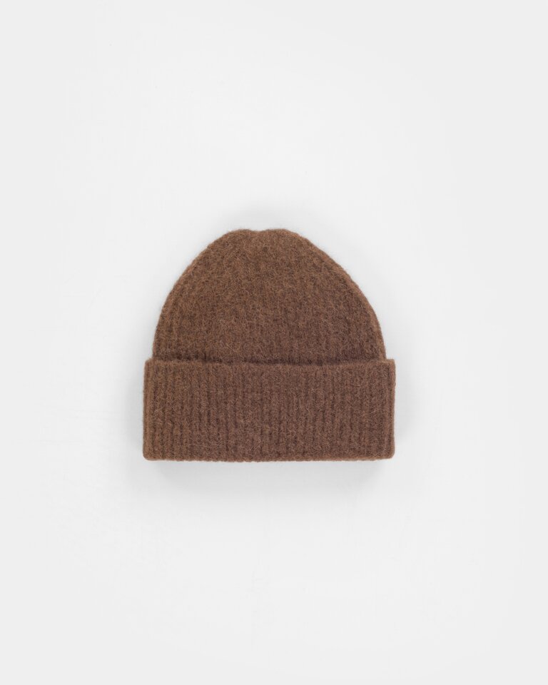 Knit-ted Nora Beanie