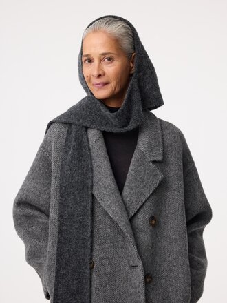 Knit-ted Betsy Scarf