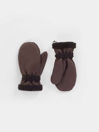 Knit-ted Kitty Gloves
