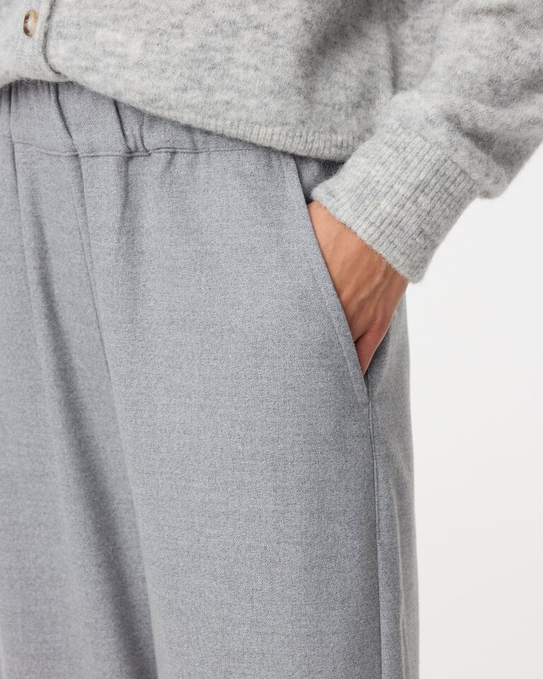 Knit-ted Nanouk Pants