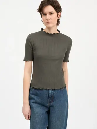 Skall Studio Edie T-Neck Tee