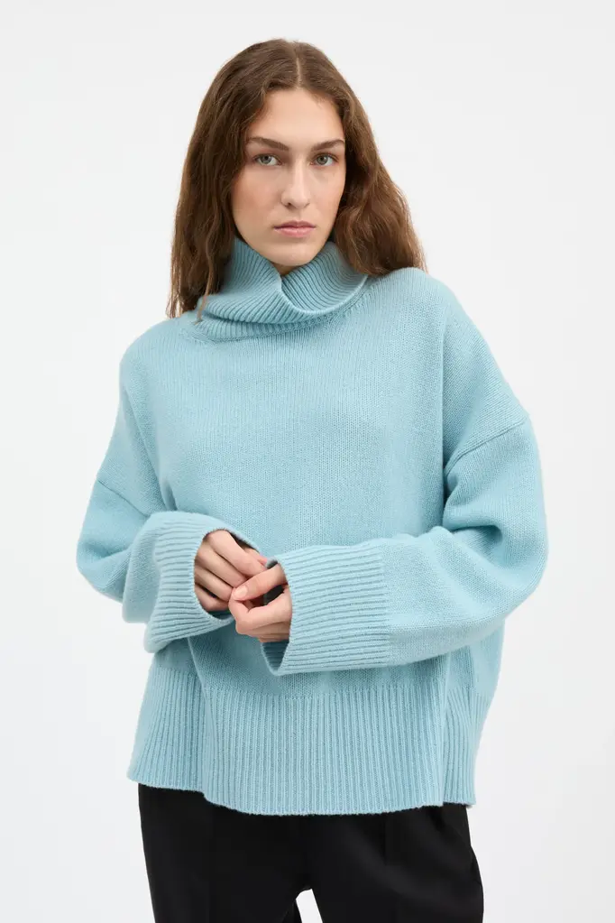 Skall Studio Silene T-Neck Sweater
