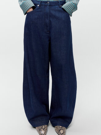 Cordera Curved Baggy Jeans