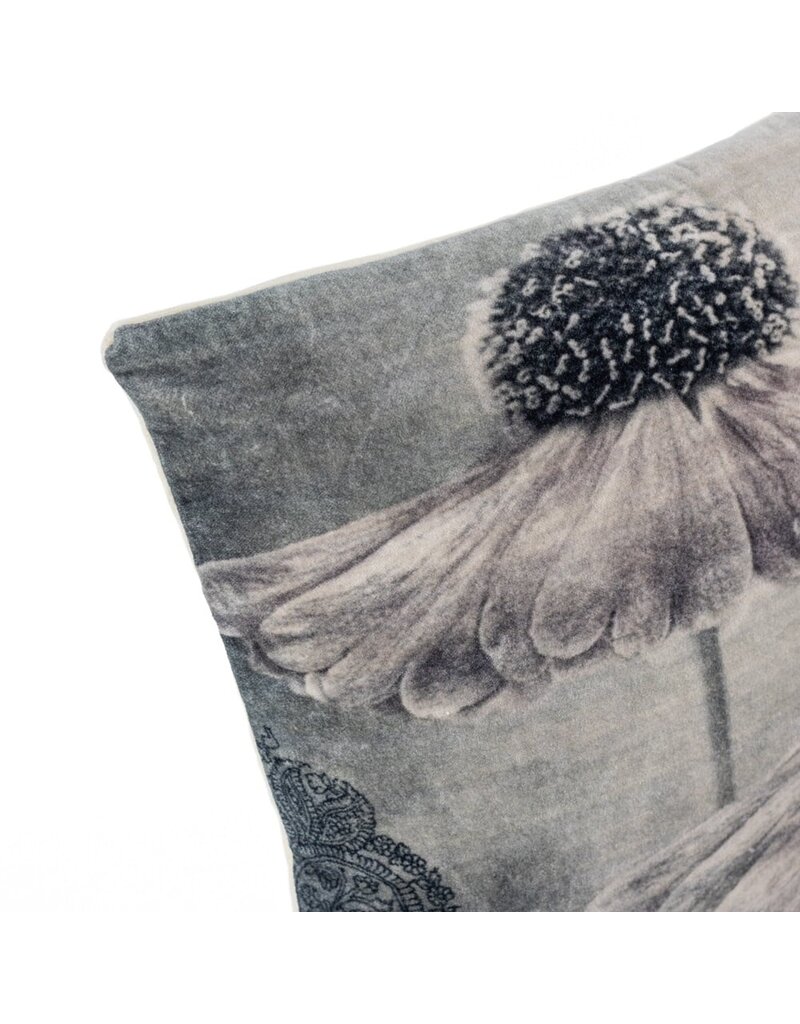 Damn Cushion with filling