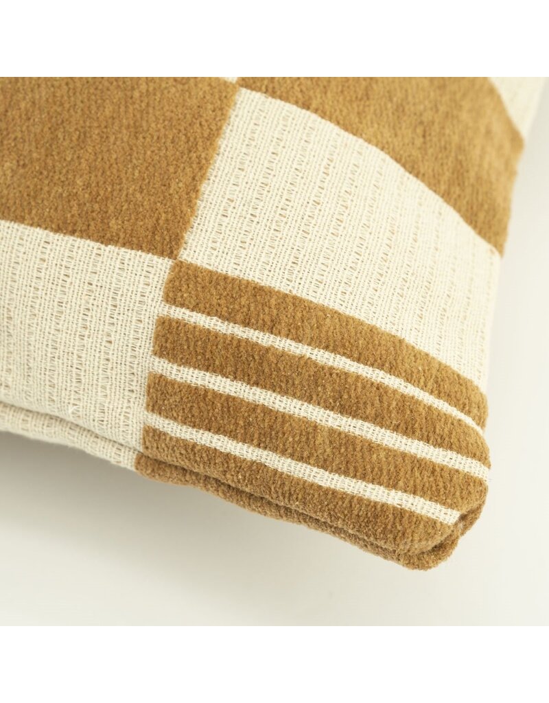 Damn Pillow Twist 45x45 cm - mustard