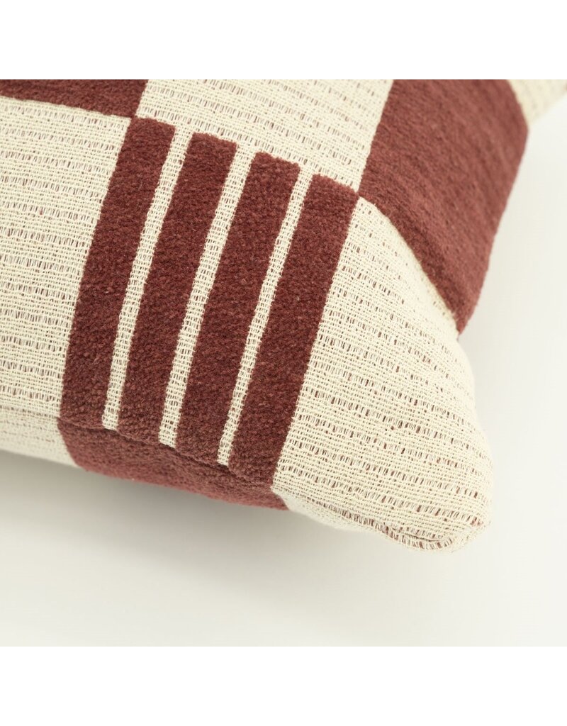 Damn Pillow Twist 35x55 cm - burgundy