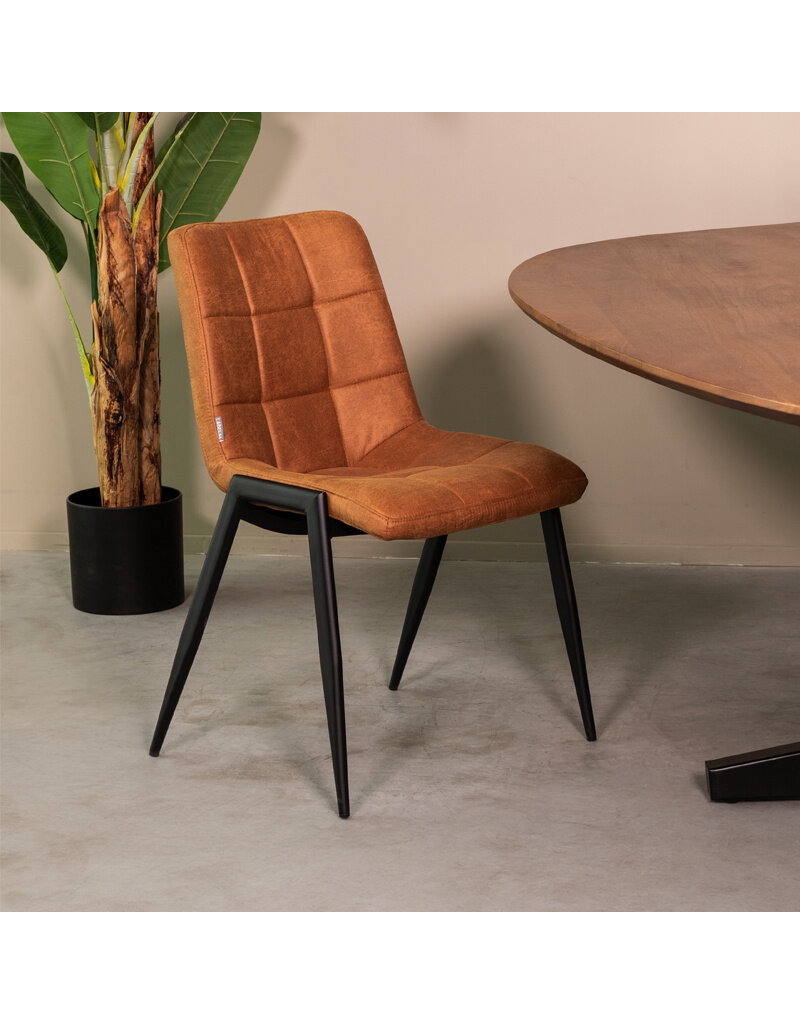 Damn LABEL51 Eetkamerstoel Noor - Cognac - Micro Suede - Zwart Metalen Frame