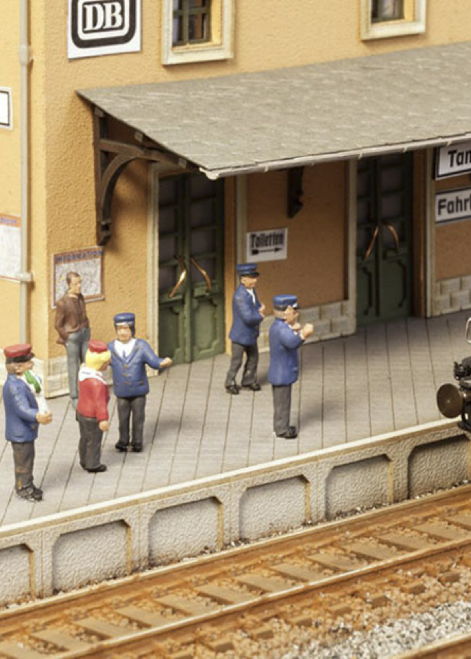 NOCH NOCH 12950 Auf dem Bahnsteig N