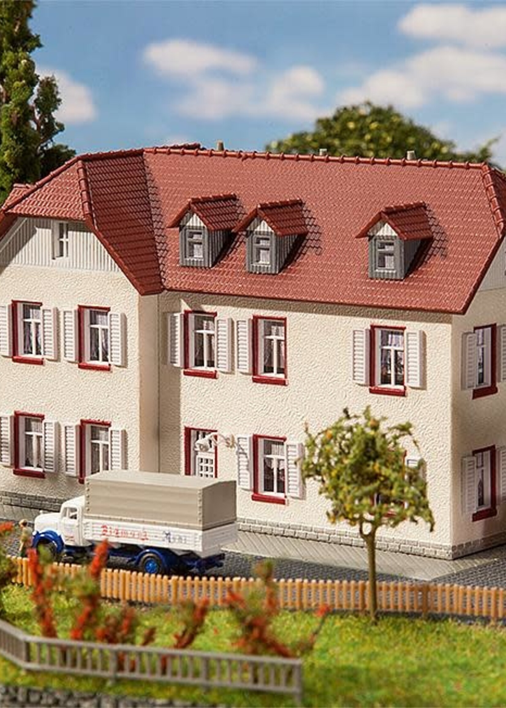 FALLER FALLER 232216 1/160 WINKELPAND MET TWEE VERDIEPINGEN