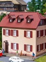 FALLER FALLER 232328 1/160 TWEE ETAGES TELLEND HUIS MET RAAMLUIKEN