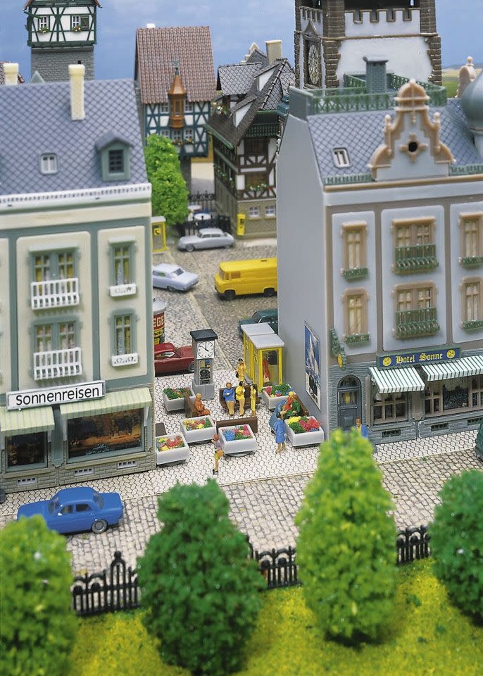 FALLER FALLER 272573 1/160 STADSDECORATIE