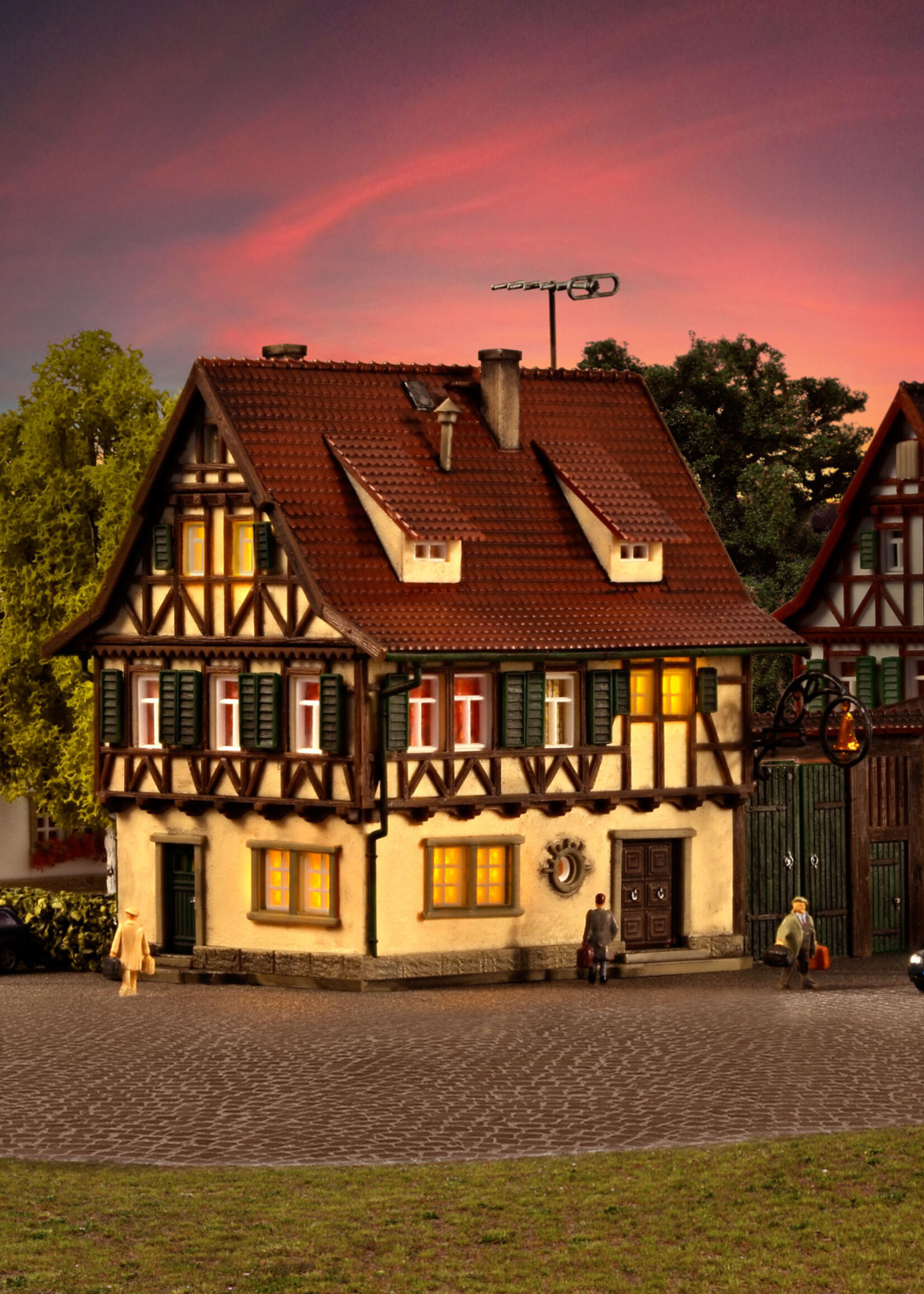 VOLLMER VOLLMER 47731 N Bank- und Geschäftshaus