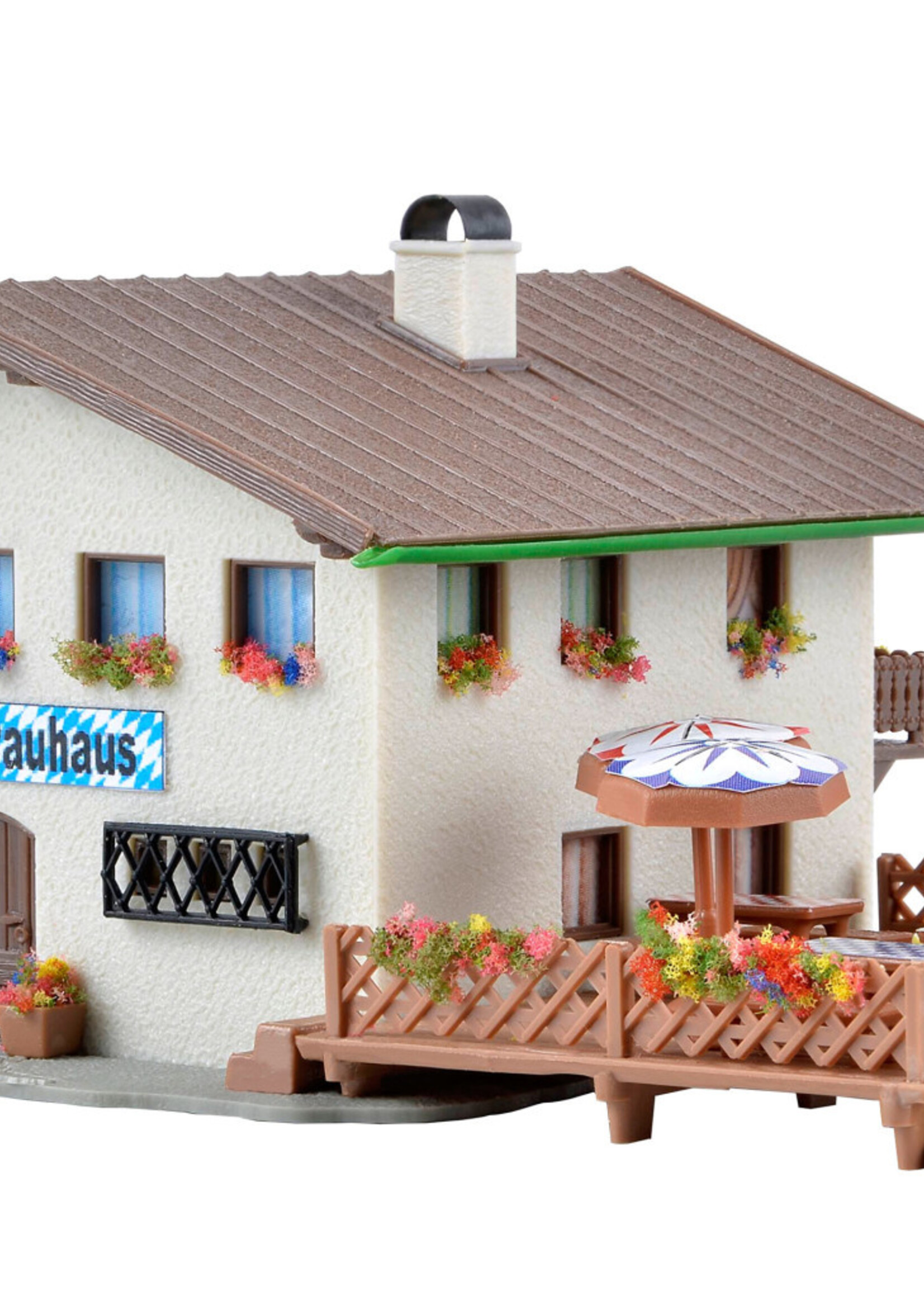 VOLLMER VOLLMER 47747 N Jagdhütte mit Brunnen und Häuschen mit Herz