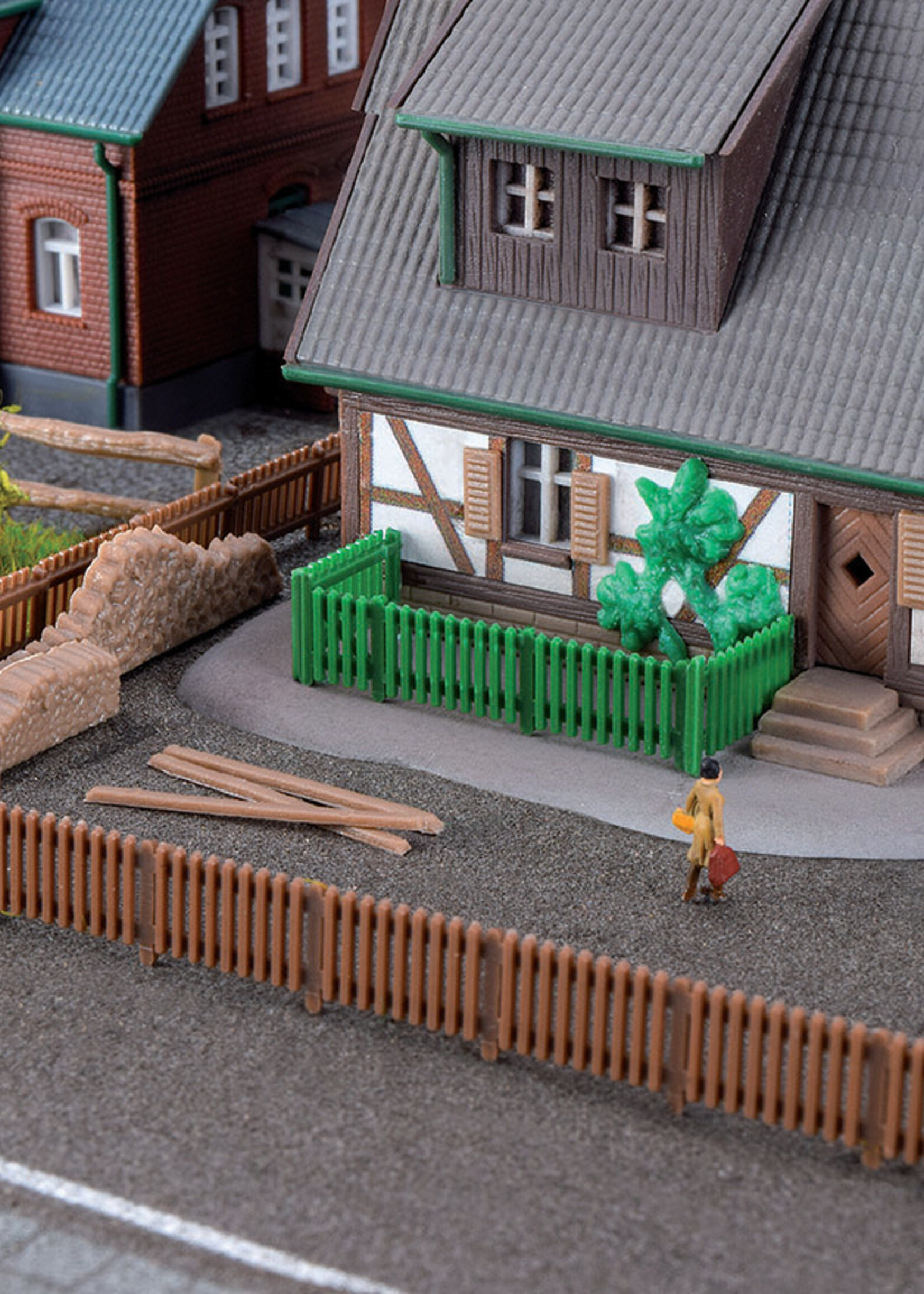 KIBRI 36692 Z DEKO-SET RUND UMS HAUS