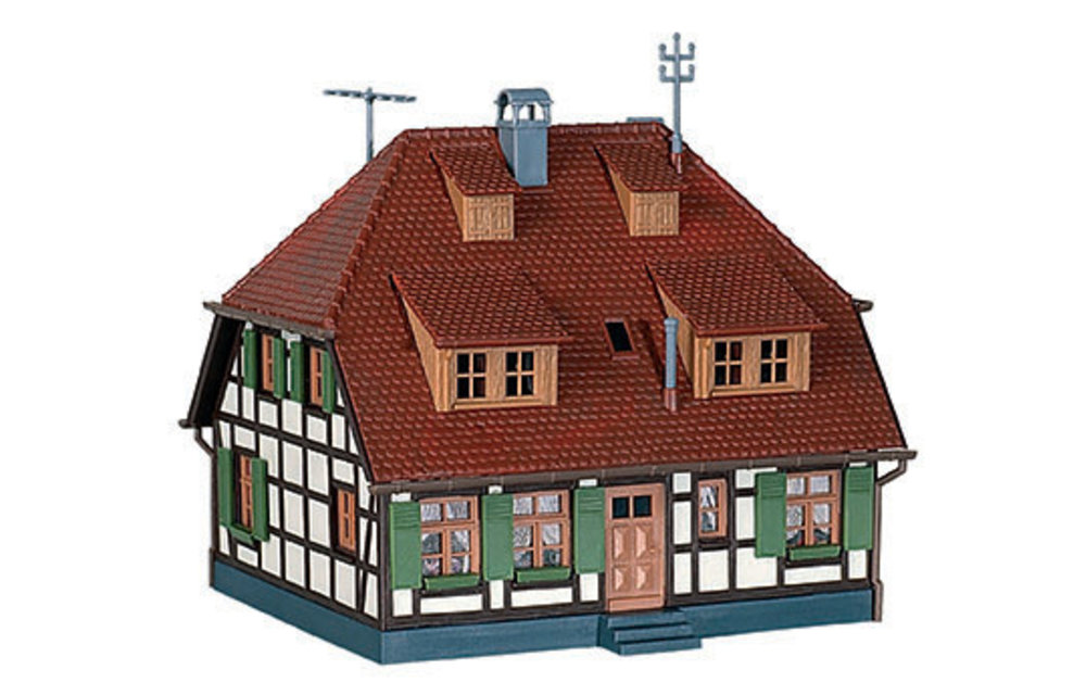 38165 H0 FACHWERK BAUERNHAUS