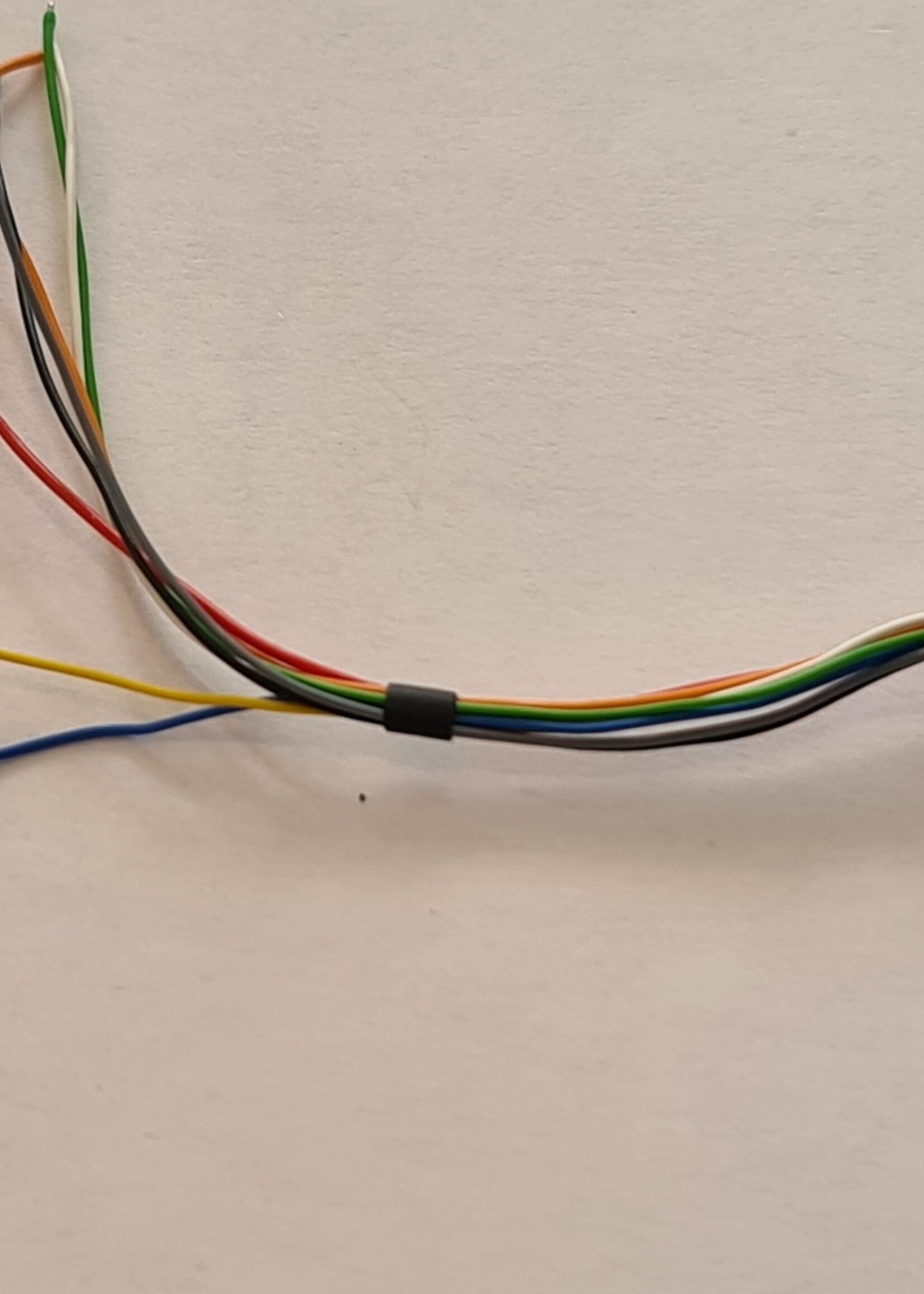 TrainOMatic NEM 652 Adapter bedraad