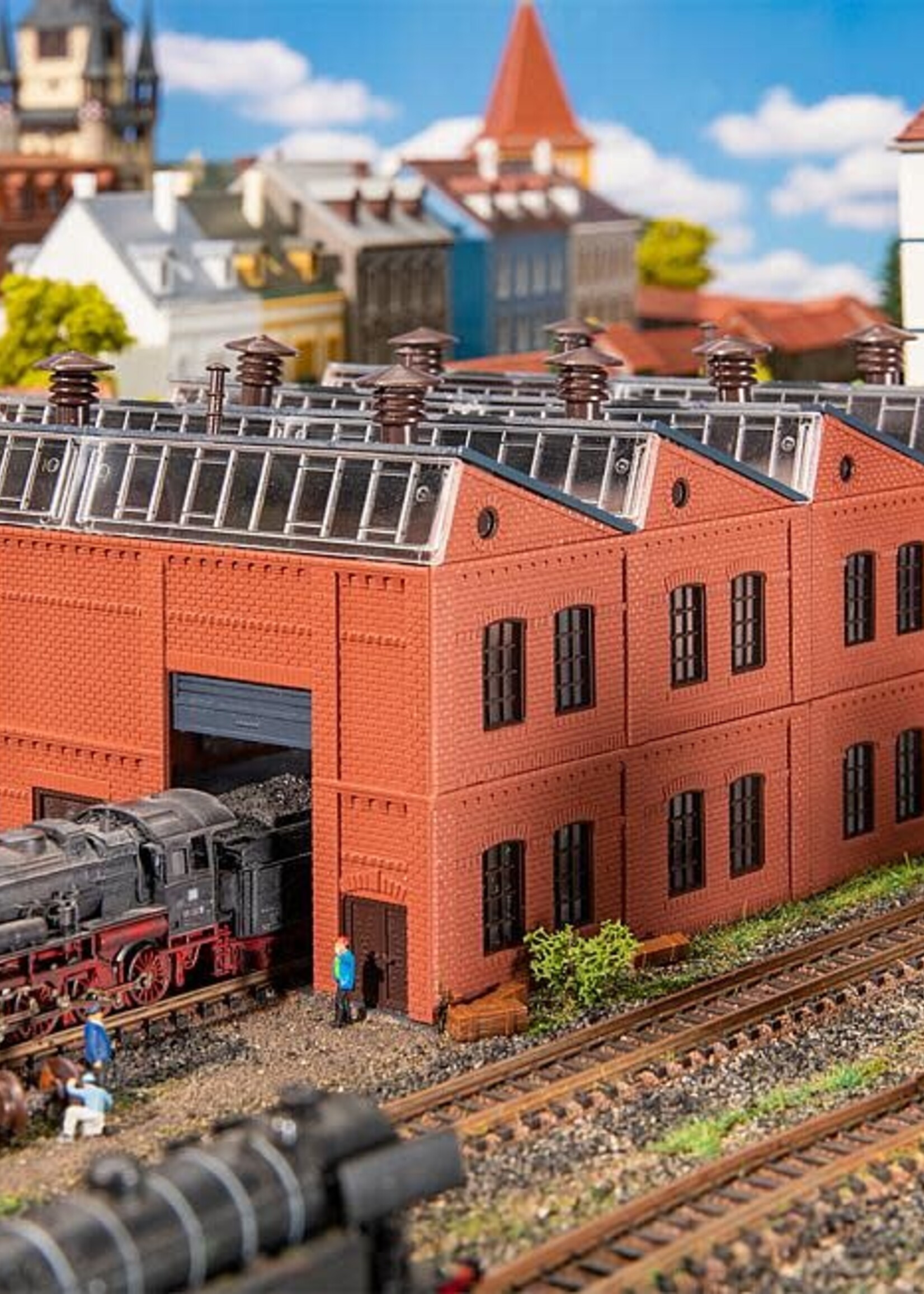 FALLER FALLER 222096 1/160 LOCOMOTIEVEN WERKPLAATS (4/22) *