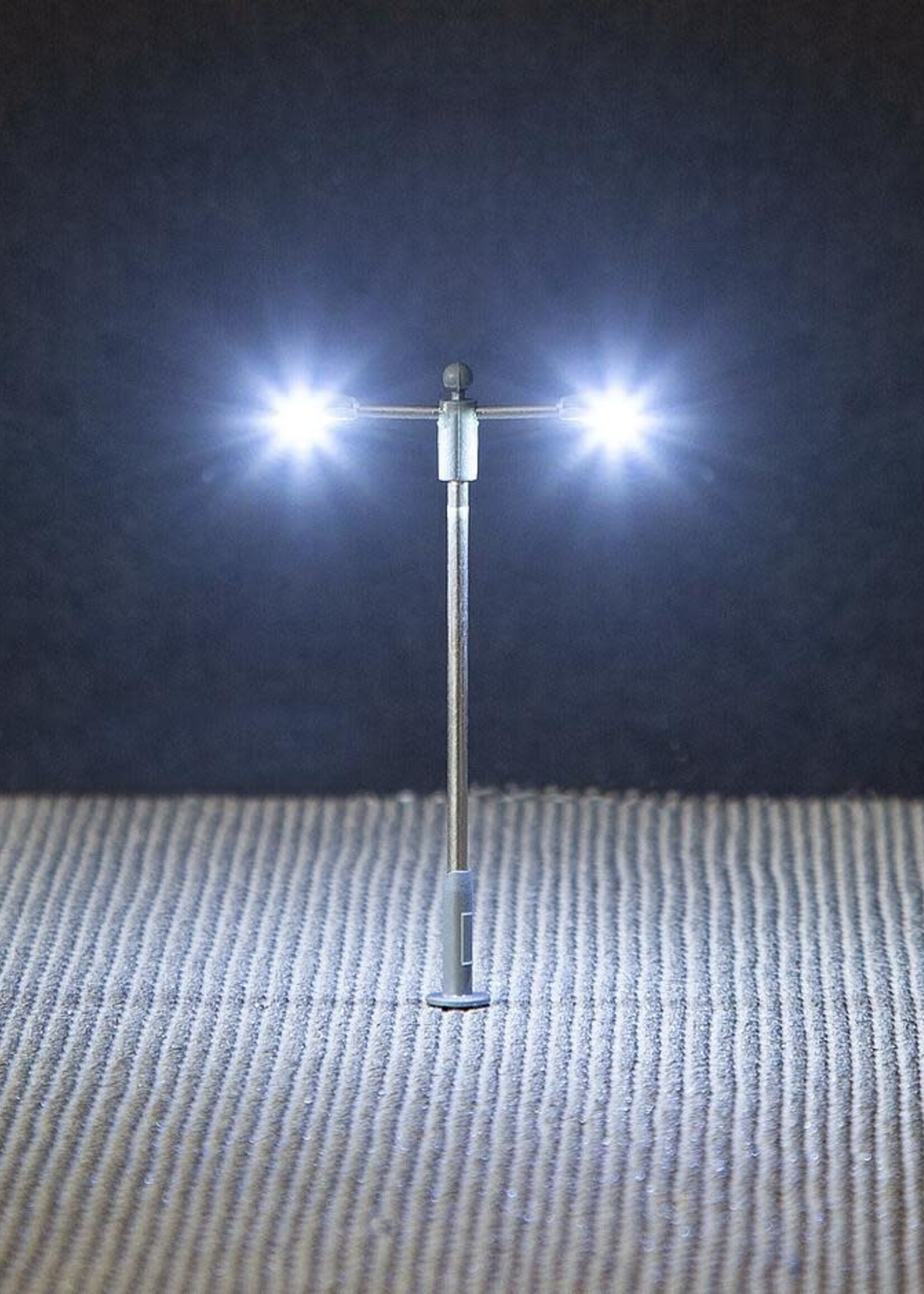 FALLER FALLER 272123 1/160 LED-STRAATVERLICHTING AANZETLAMPS 3 STUKS