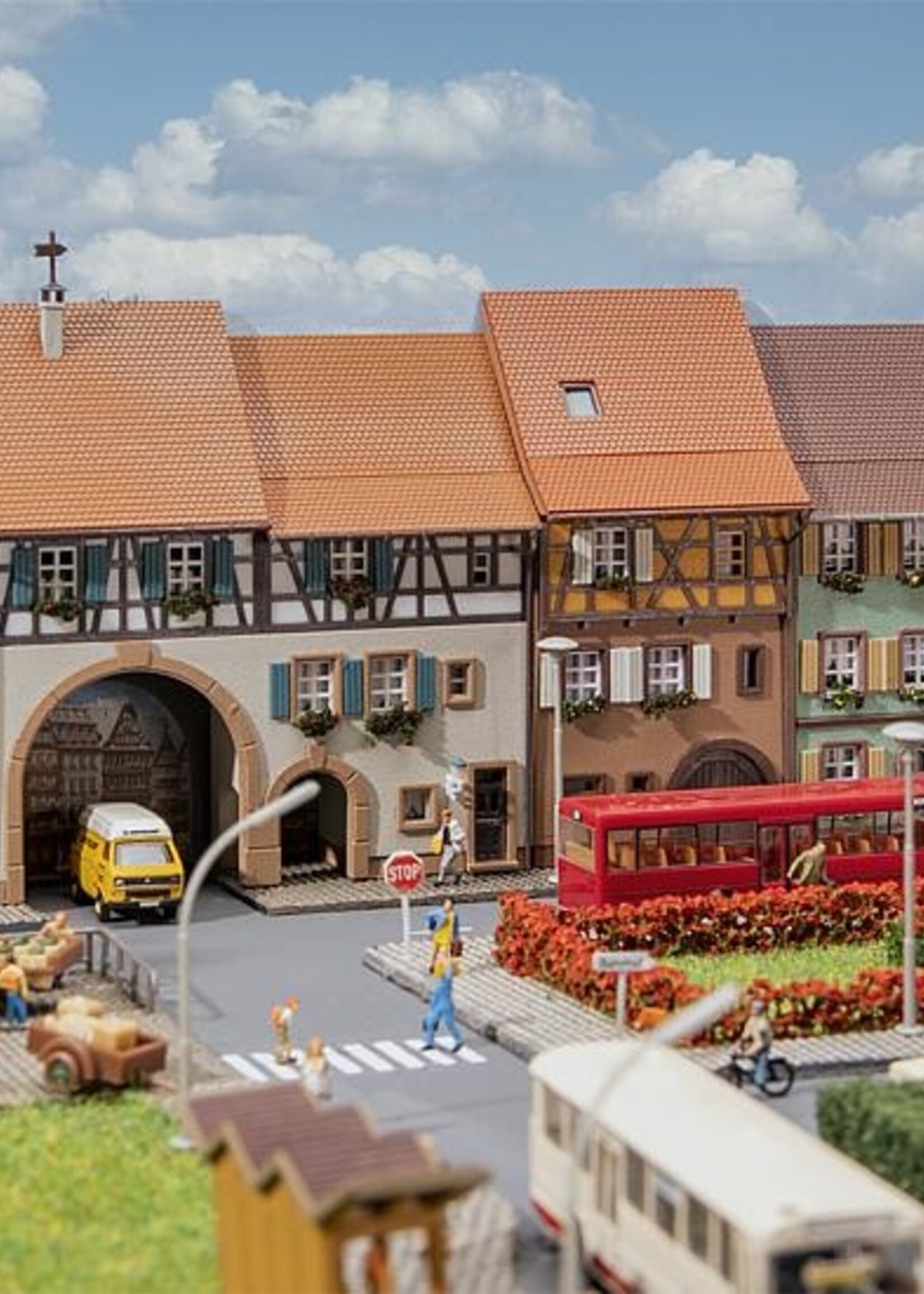 FALLER 232174 1/160 RELIËFHUIZEN OUDE STADSKERN 6 STUKS